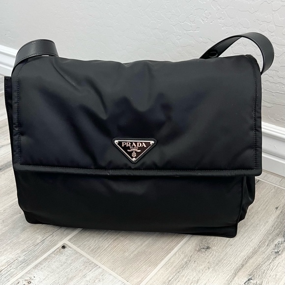 Prada Re-Nylon Large Flap Padded Shoulder Bag - Picture 2 of 16